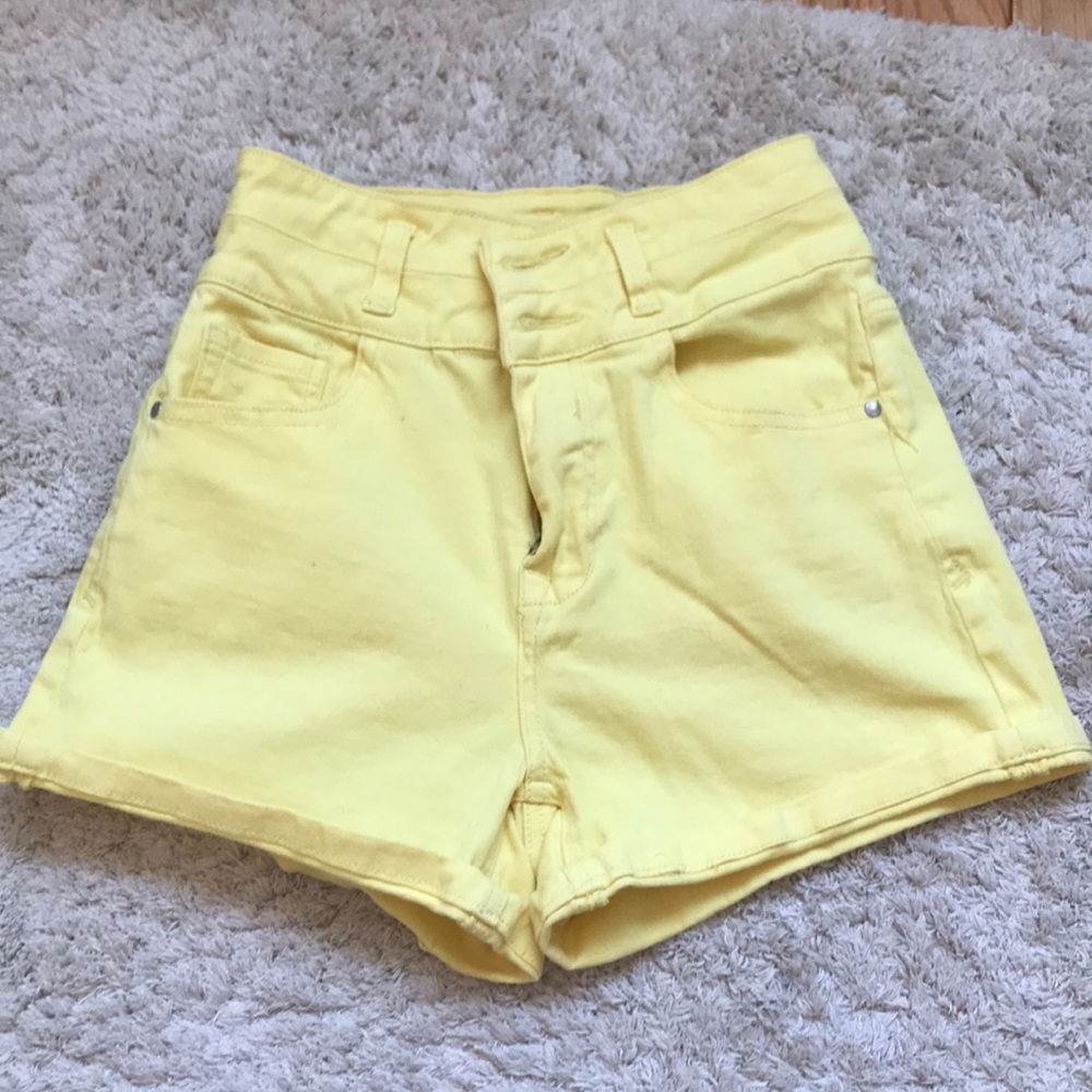 Yellow high waste jean shorts size s
